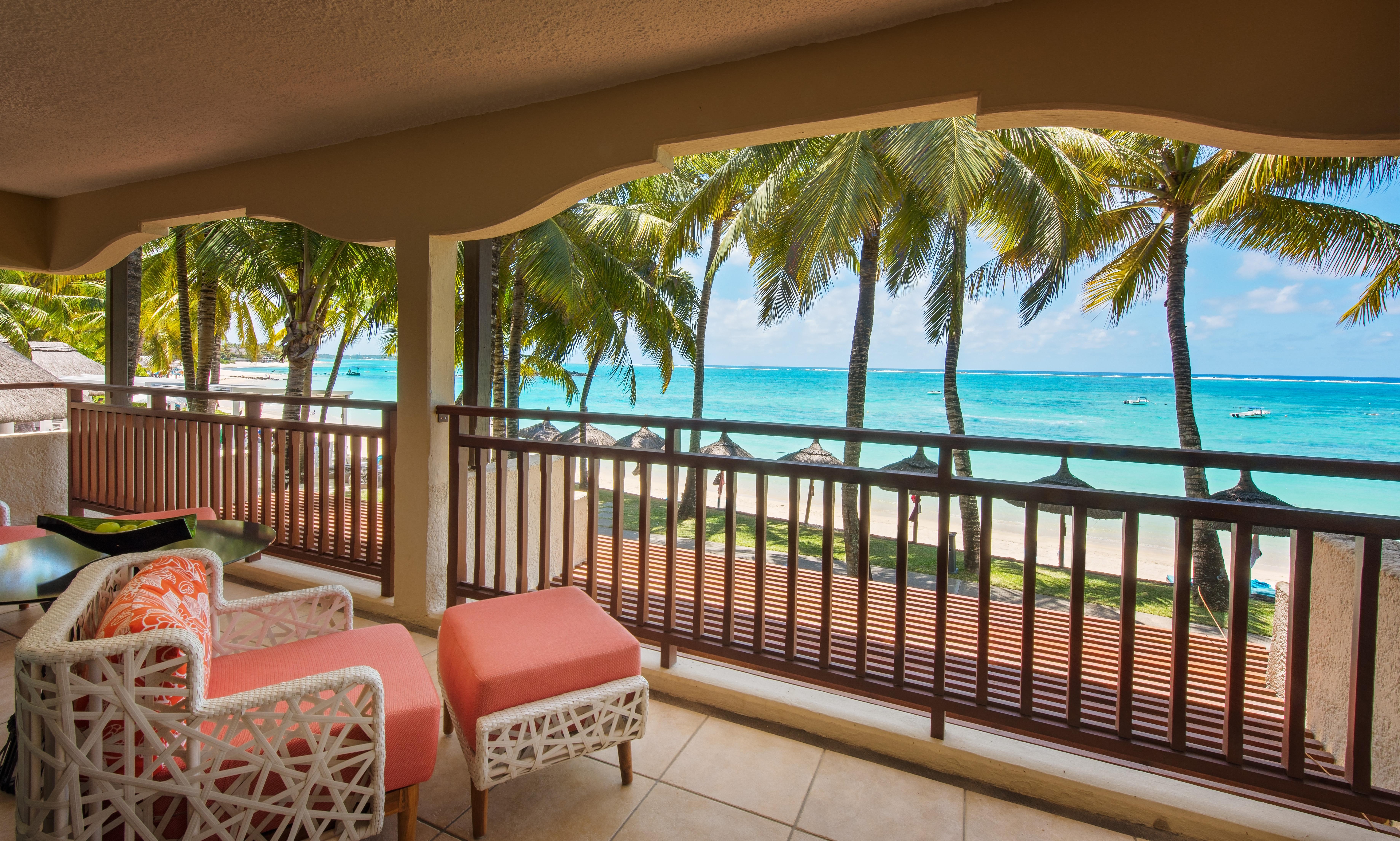 Constance Belle Mare Plage Ngoại thất bức ảnh View from a suite at the Hilton La Romana